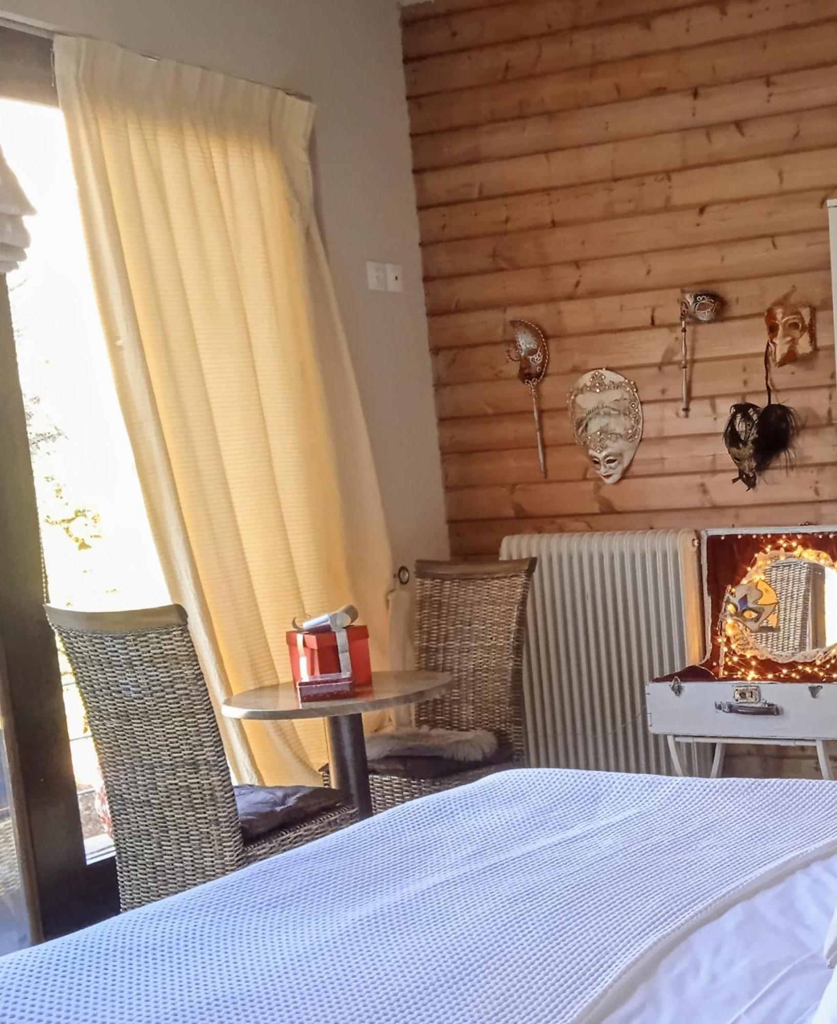 Enoro Otel Pramanta Dış mekan fotoğraf